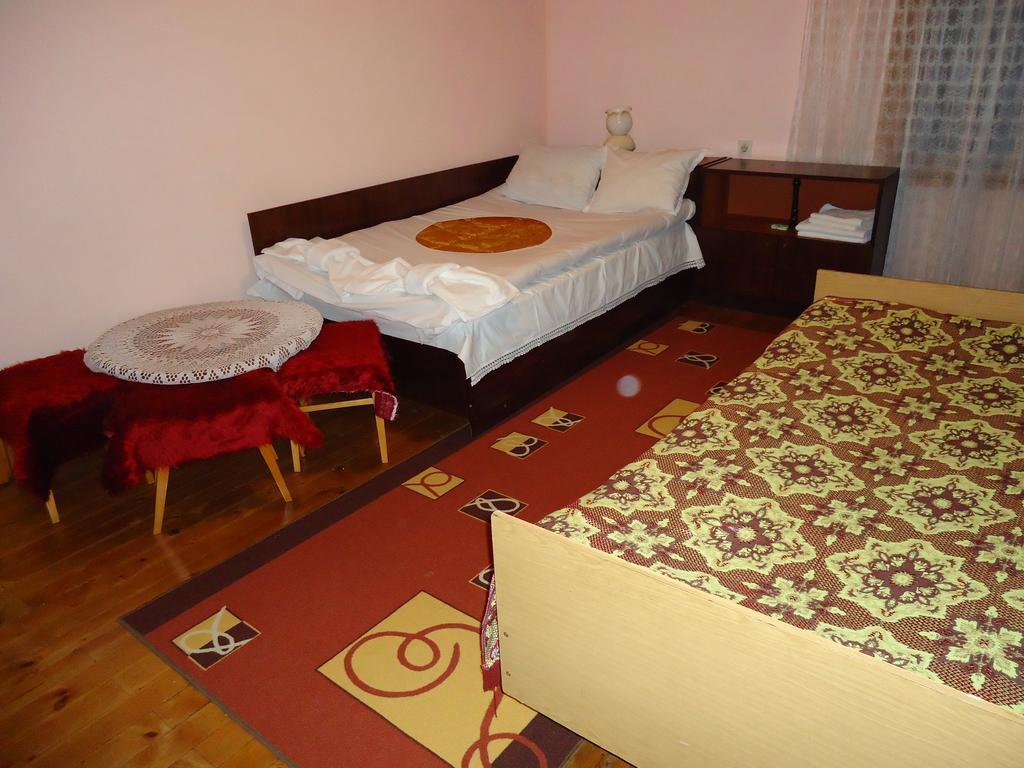 Guest House Ahp Mala Tsŭrkva 客房 照片