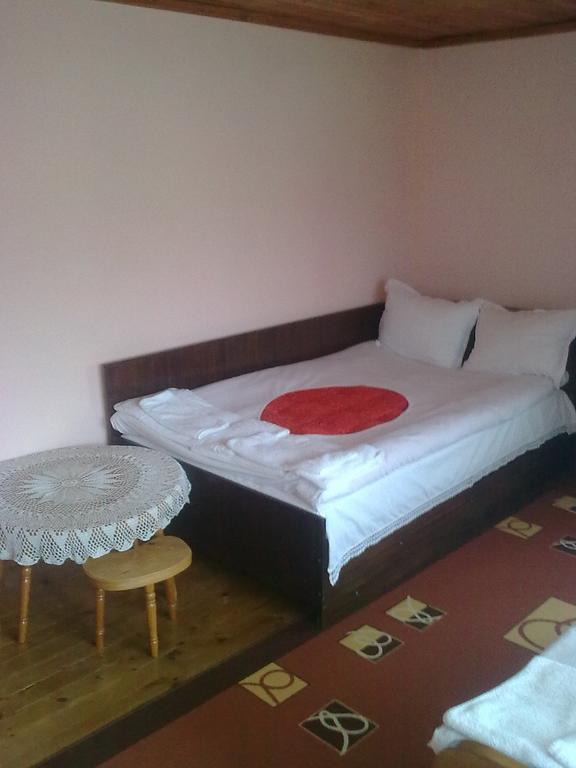 Guest House Ahp Mala Tsŭrkva 客房 照片