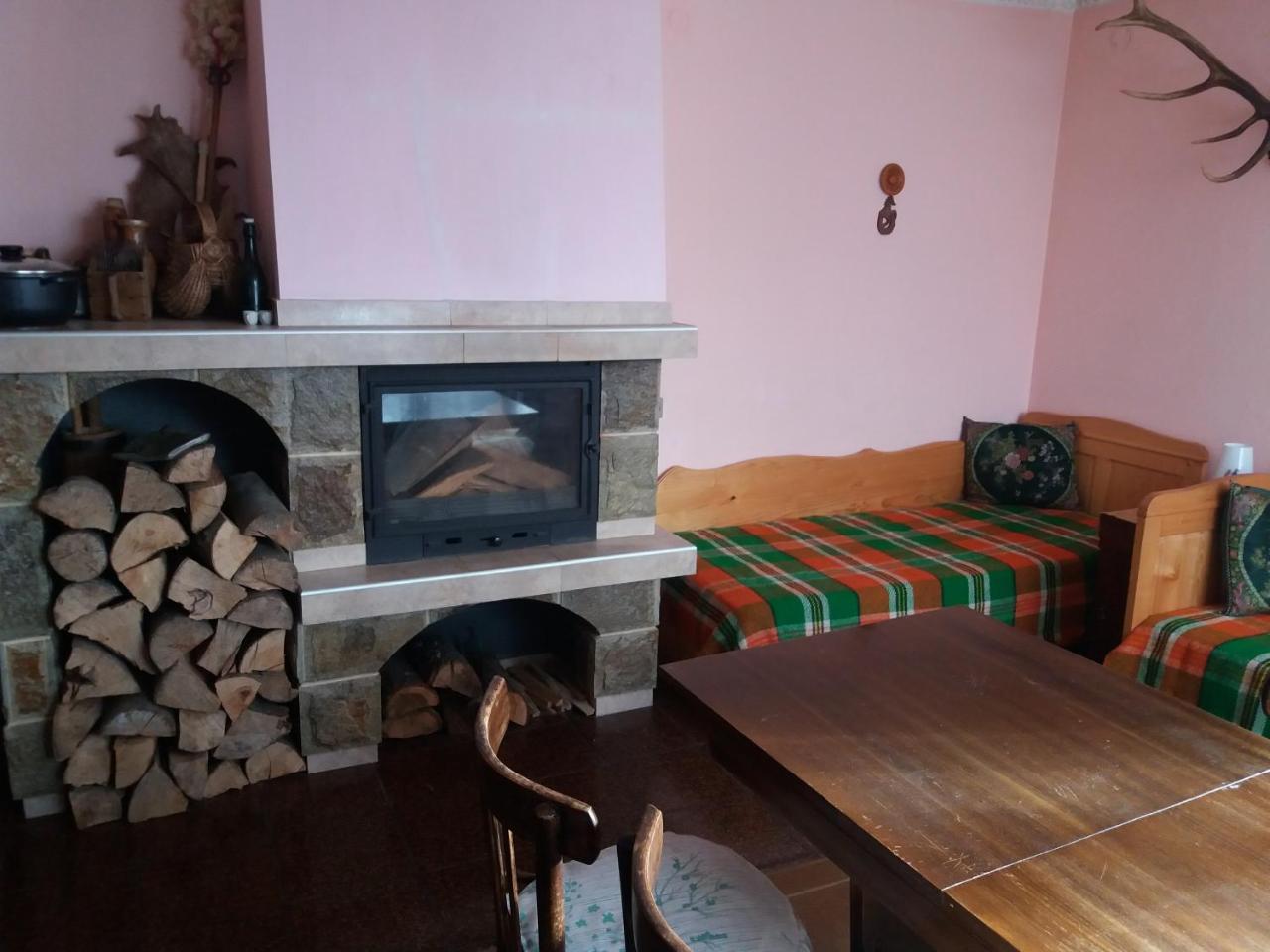 Guest House Ahp Mala Tsŭrkva 外观 照片