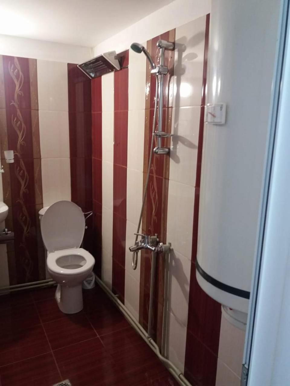 Guest House Ahp Mala Tsŭrkva 外观 照片